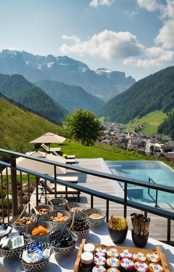 Luxury Spa Chalet Lum D'Or Wolkenstein in Gröden Exterior foto