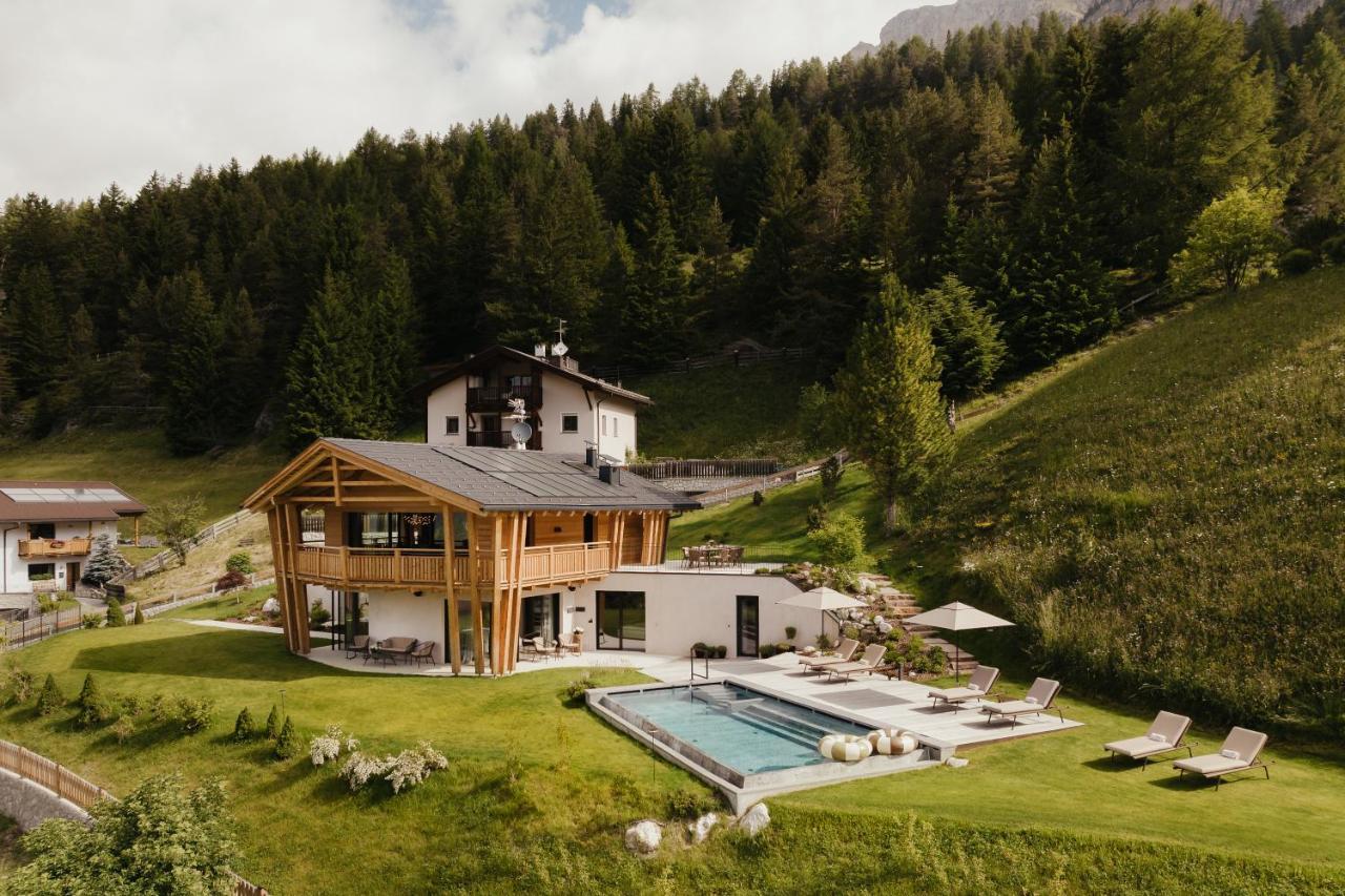 Luxury Spa Chalet Lum D'Or Wolkenstein in Gröden Exterior foto
