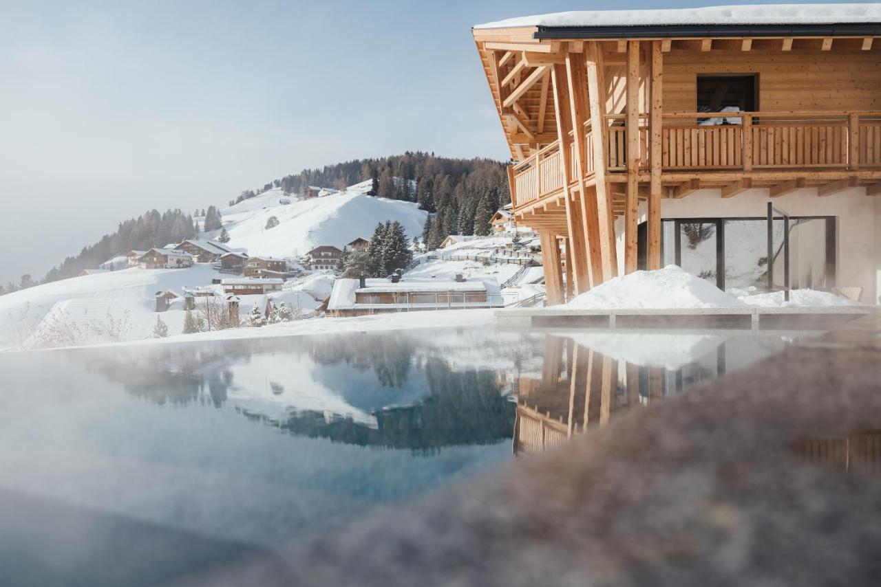 Luxury Spa Chalet Lum D'Or Wolkenstein in Gröden Exterior foto